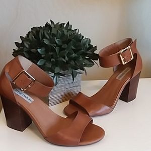 Steve Maddan chunky heels